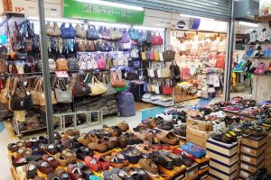 Pratunam Market Supermarket